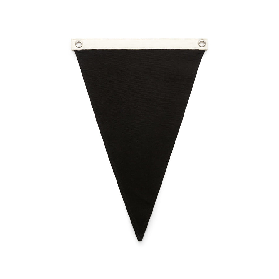 1513 canvas pennant flag black