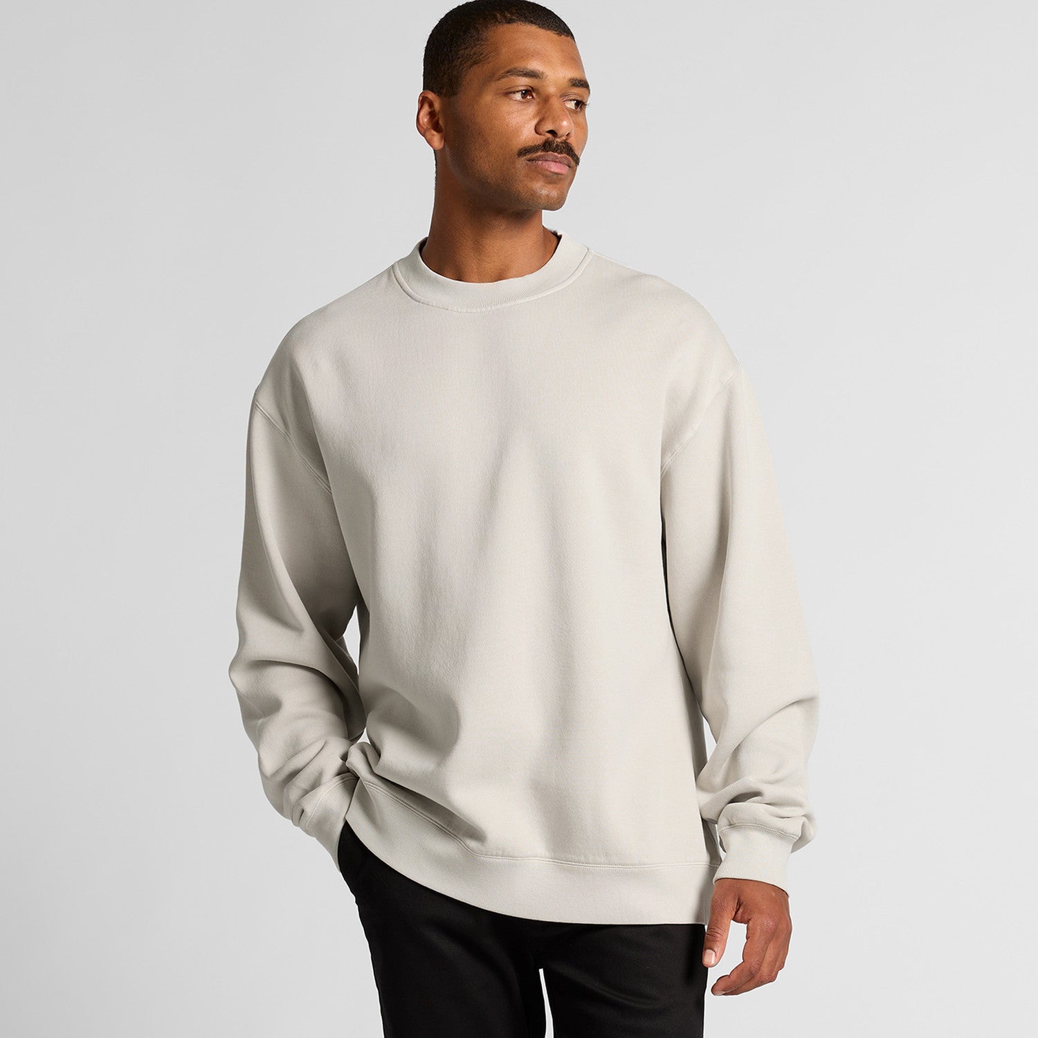 5165 Relax Faded Crew